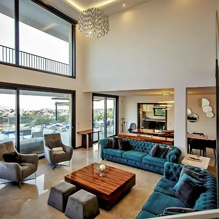 Luxury Modern Aguia Mar Stunning Sea View *