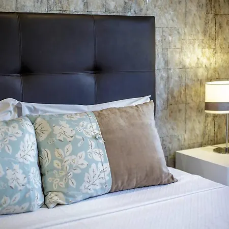 Вілла Luxury Modern Aguia Mar Stunning Sea View Албуфейра