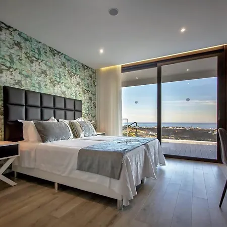 Luxury Modern Aguia Mar Stunning Sea View Вілла *