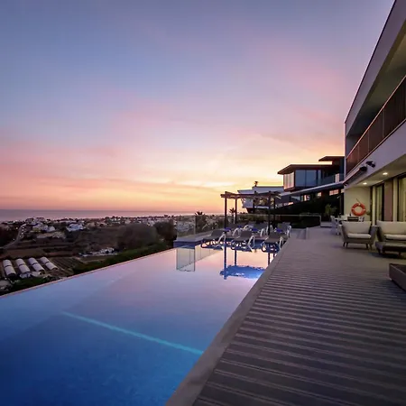 Luxury Modern Aguia Mar Stunning Sea View *
